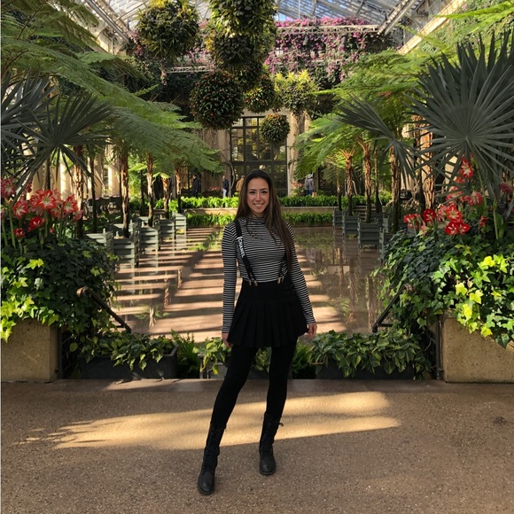 MEET YOUR BUYER/SELLER! - Picture 5 of 7